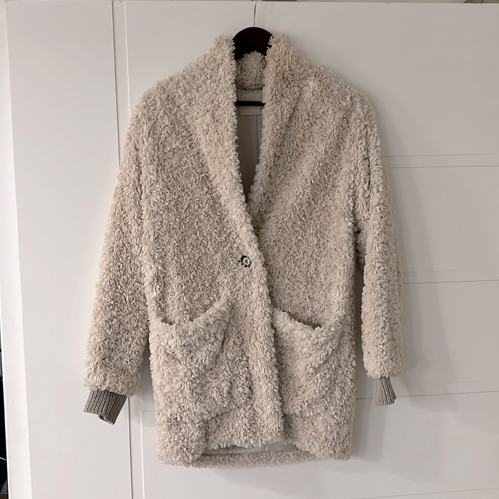 Wilfred Free Sherpa Jacket